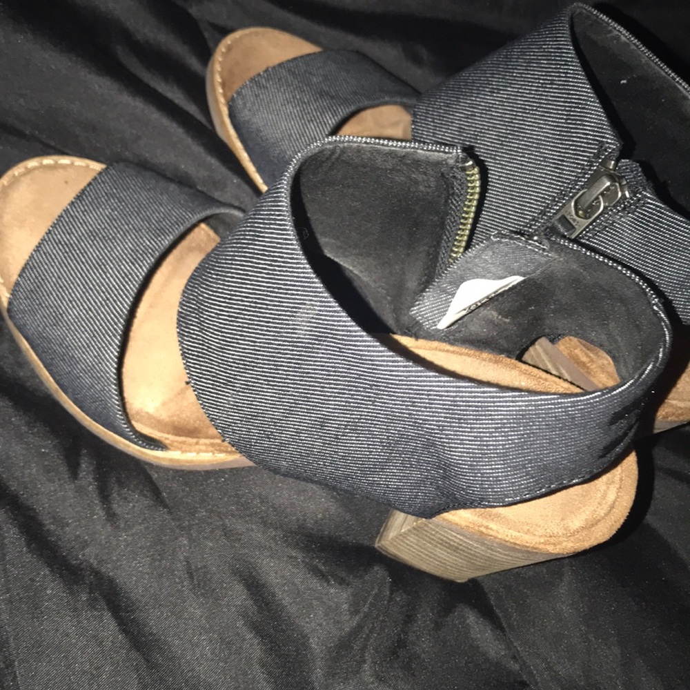 TOMS heels